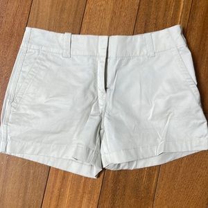 Vineyard Vines  3” inseam khaki preppy shorts size 2